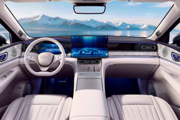 BYD Sealion 08: флагманский кроссовер &laquo;морской&raquo; линейки компании
