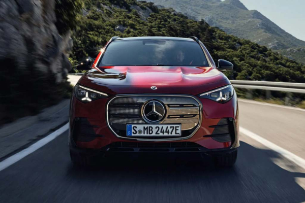 Немцы представили кроссовер Mercedes-Benz GLA третьего поколения