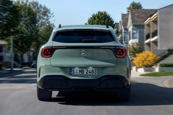 Немцы представили кроссовер Mercedes-Benz GLA третьего поколения